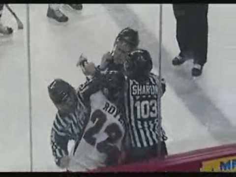 Mike Reddington vs MacKenzie Royer