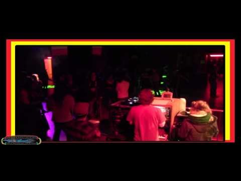 IONYOUTH SOUNDSYSTEM ft ras cloud - who is thursty come to the water (Ras Kuntus) @ antwerpen 2013