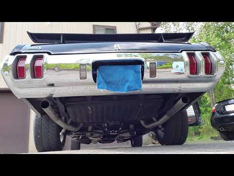 Pypes 2 1/2" exhaust with Violator mufflers with a  h pipe.