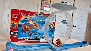 2010 Unidentified Flying Mater Track Set — Exclusive Mama Ship & Area 51 Mater | 360 Speed Loop