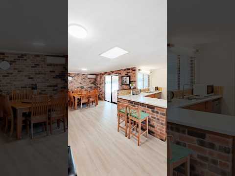 17 Strutt Way, Noranda, WA 6062, 5 phòng ngủ, 2 phòng tắm, House