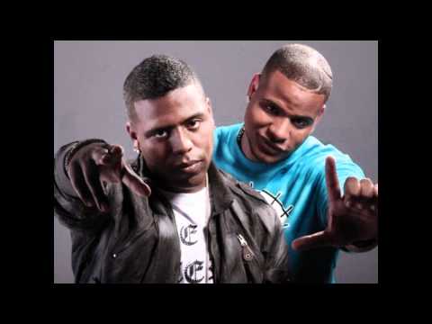 Perreo Bionico- Element Black Dj tra & Ac La Liga Records.