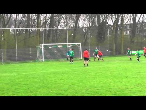 Opjestropdas.nl 11 april 2015 DSO Ultrajectum 2  - VV De Meern 8 com 3-2 Schoten Manni en Kas
