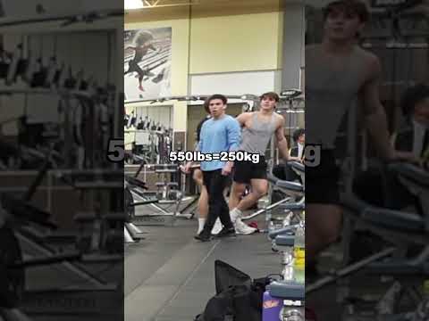 Bodybuilder, Strongman & Powerlifter Walk In A Gym 👀