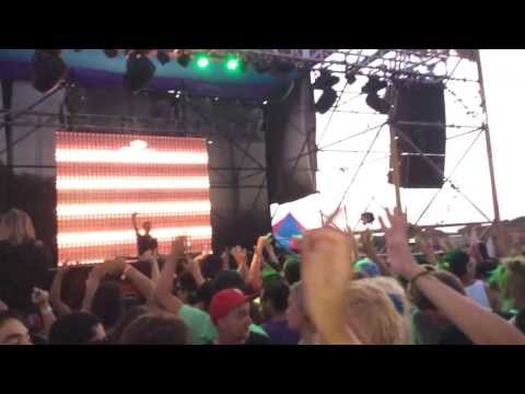 Pulparty Dannic 2014 / Persuit Of Hapiness - Kid Cudi (Steve Aoki Remix)