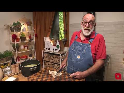 In cucina con Giorgione | Consommè di brodo di cappone e polpettine