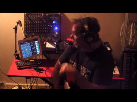 Jam Synth Guitar Synth by PrimitiveDigitalSoftware  Demo and Tutorial for iPad