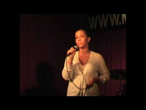 Broken Hearted Girl Talenten Show Babette Labeij 2009