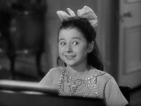 The Philadelphia Story (1940) -- Dinah and Tracy Lord meet Macauley and Liz.