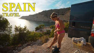 I didn't expect this doing Vanlife in Spain!!