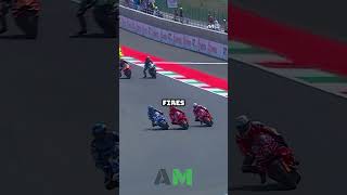 Download lagu Why MotoGP Bikes Don’t Rev to 20,000 RPM? #shorts mp3