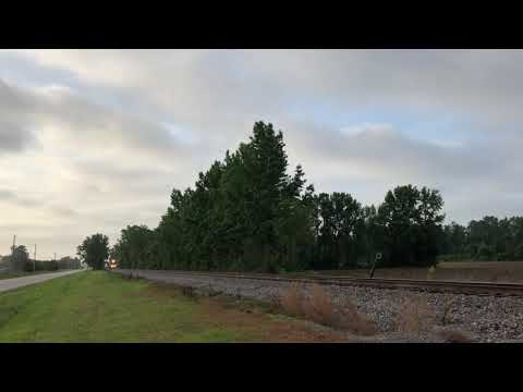CSX F706-30 starting off the Morning in Pembroke NC