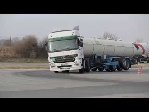 SuperDRIVE - škola šmyku