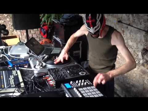 05 Community Skratch BBQ - Naive Ted