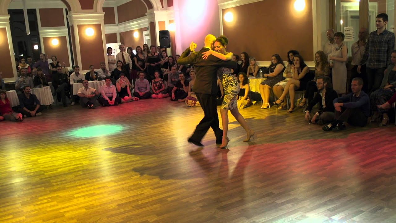 Martin Lutsch y Delia Dragut - Tango Cazino 2015 - 3/4