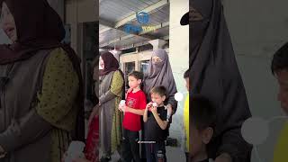 Celine Evangelista Bawa Anak Stefan William ke Masjid, Intip Momen Ibadah Kurban saat Idul Adha