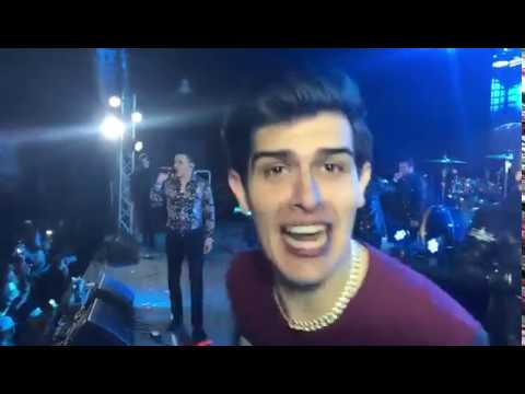 Adriel Favela y Javier Rosas- La Escuela No Me Gustó- Amarillo, TX