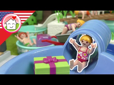 Playmobil English - Lena’s Birthday Party with Pool Obstacle Course - The Hauser Family