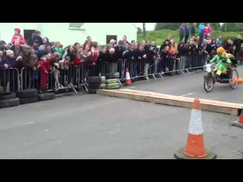 Grangecon Soapbox Derby 2014 - Drama as leader falls