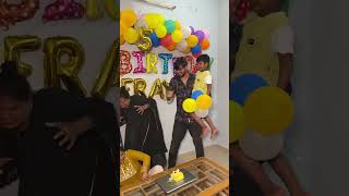 Download lagu Bhai ka birthday ❤️🤣 most funny viral short 🔥 #funny #brothersister #shorts #comedy #ytshorts mp3