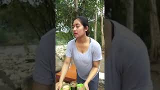 Download lagu CEWEK CANTIK PEDAGANG KOPI #Shorts mp3