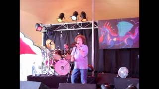 Dreaming - Performed Live by Leo Sayer