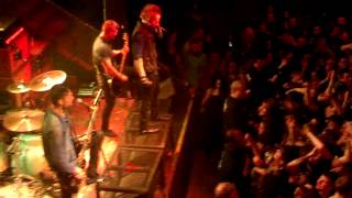 A Skylit Drive-Rise (Live)