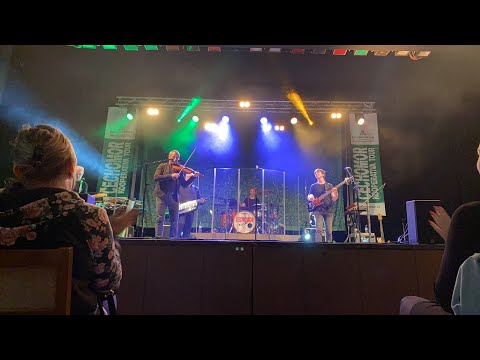 Čechomor - Místečko (živě)