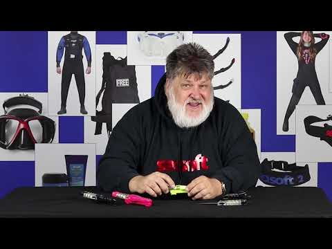 Video Review of the Seasoft Nite Edge Beta Titanium Knife Stiletto, Black