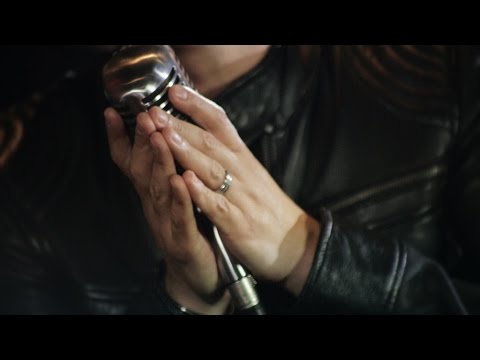 André Valadão - Me Ama - (Clipe Oficial) - How He Loves