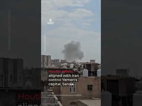 Yemeni government forces strike Sanaa airport