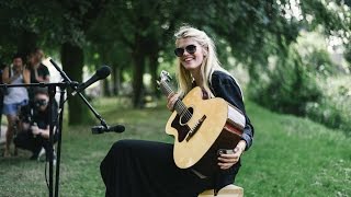 Emma Bale zingt 'All I Want' van Kodaline akoestisch | LF 2016
