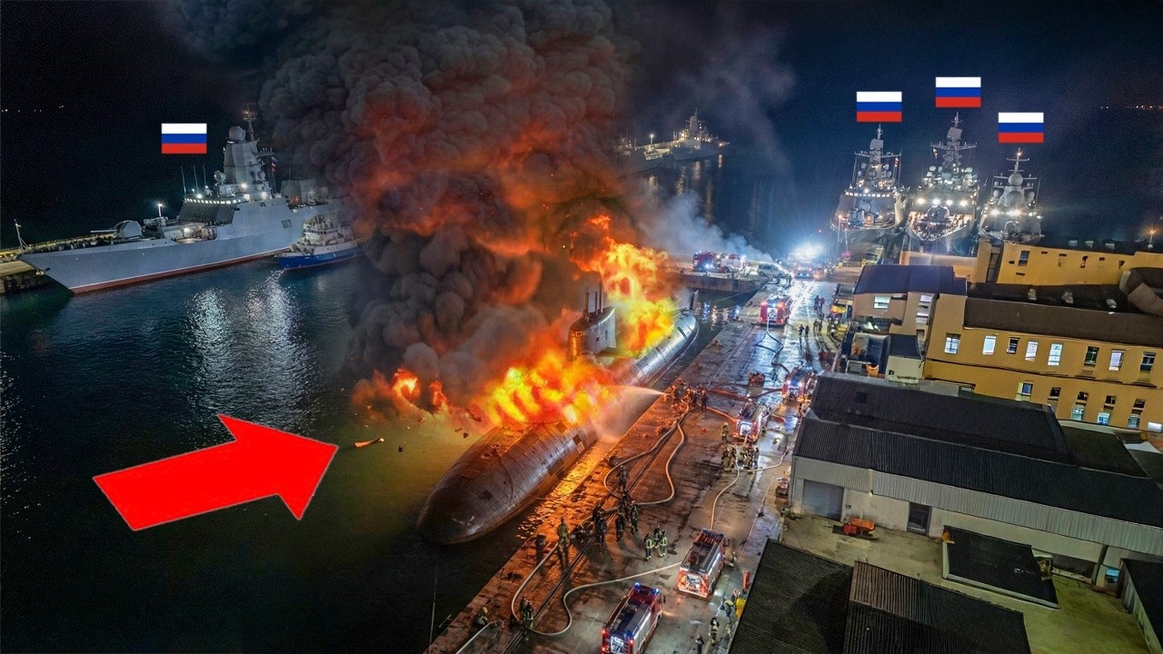 Ukrainian Drones STRIKE $30B Port Line for Hours...—Then 500kg Bomb Meet Massive 3000-Ton Submarine