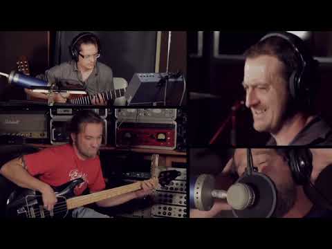 Les Fatals Picards - Le retour à la terre