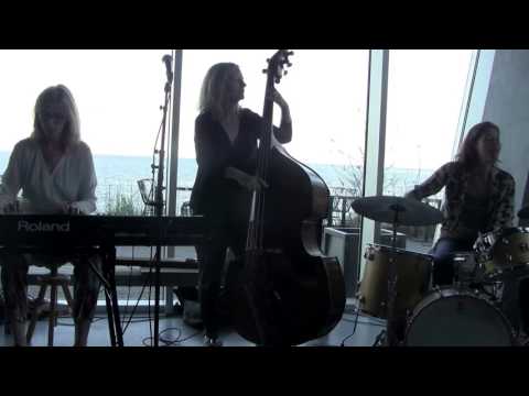 LIVE JAZZ AT DEN BLÅ PLANET: Sophisticated Ladies & Christina Dahl - May 2016