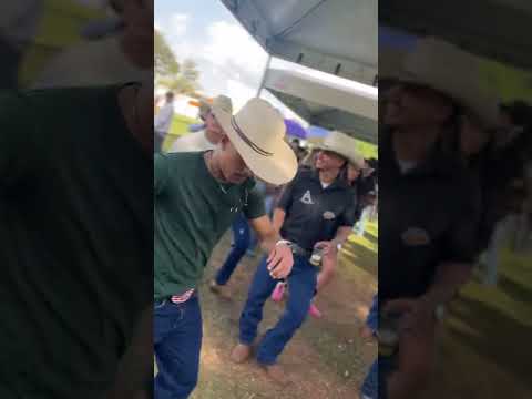Sucesso sertanejo em Minas: Galera da bota arrepia público