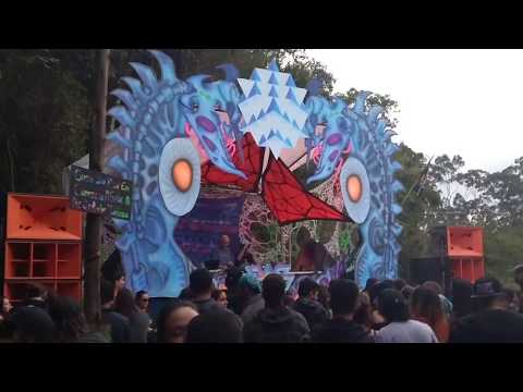 Fractal Cowboys Live @ Cosmic Crew 15 anos - Brasil (2018)