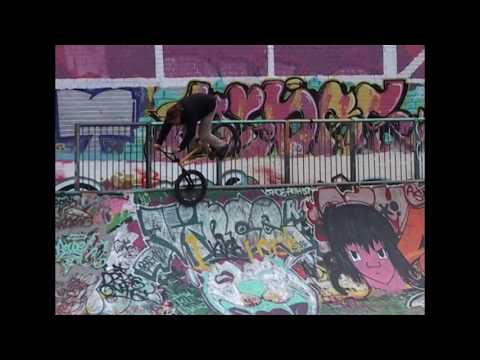 Crucial BMX - 'Evening at Deanlane'