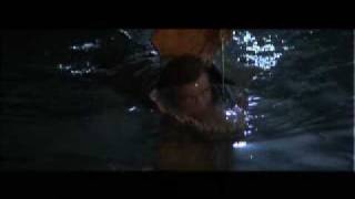 Отрывок из фильма "Осьминожка". Бонд проникает во дворец Осьминожки