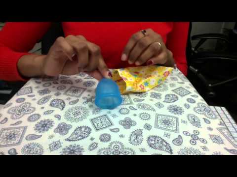 Fluffy Mail - Super Jennie Menstrual Cup (Small Blue)