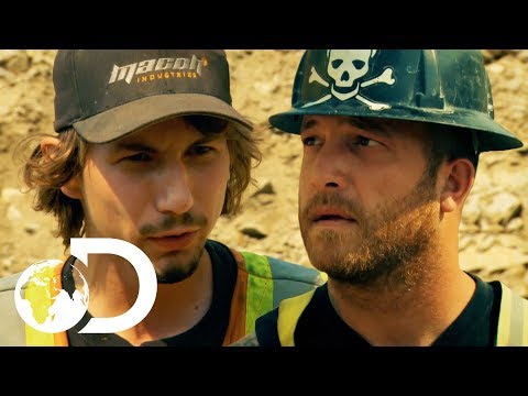Parker Loses His Patience With Rick Ness | SEASON 8 | Gold Rush