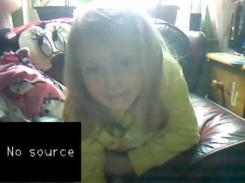 paulina60860's Webcam Video from April 22, 2012 09:26 AM