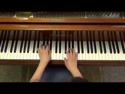 ABRSM 2001 - 2002 Piano Exam Grade 2 A:2 (Ludwig van Beethoven Ecossaise in E flat, WoO 86)