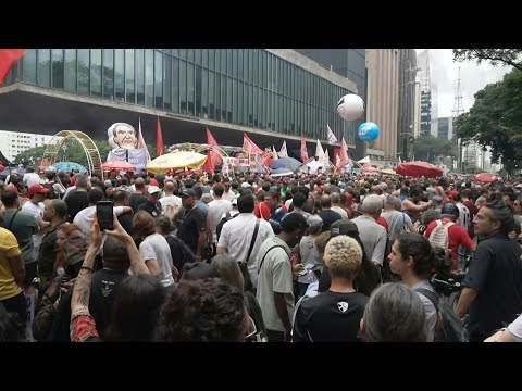 Video | Anti-Bolsonaro protest in Sao Paulo after lawmakers approve bill to cut his jail term | AFP