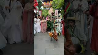Download lagu Happiness is just that simple #bengbeng #dance #funny #happy mp3