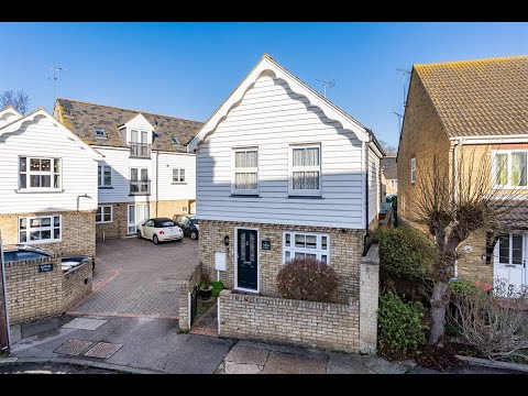 Suffolk Court Suffolk Street Narrated Video