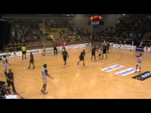 OCI Nitrogen LIONS-Rhein Neckar Löwen (3e ronde EHF-cup).wmv