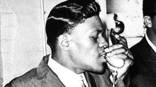 LOVE ME - Junior Wells