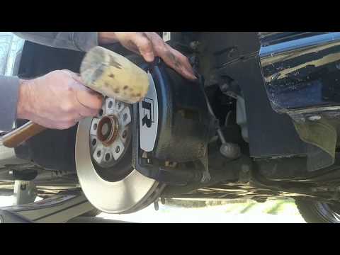 Mk7 front brake "R" logo trim replacement (process is same for GTI and Clubsport trim)