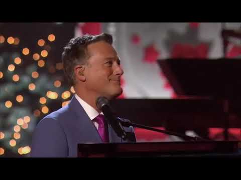 Reba McEntire Presents Michael W. Smith and Amy Grant- GLORIA Live @CMA Country Christmas 2018